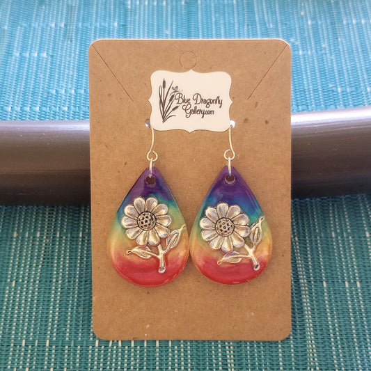 Teardrop shaped earrings